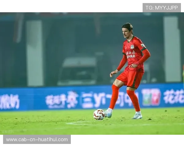 河南队高频度的身位卡位完美限制对方推进 河南队高频度的身位卡位完美限制对方推进