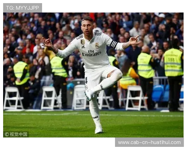 维尼修斯拉边回敲打出穿透性配合，皇马攻势稳定起飞